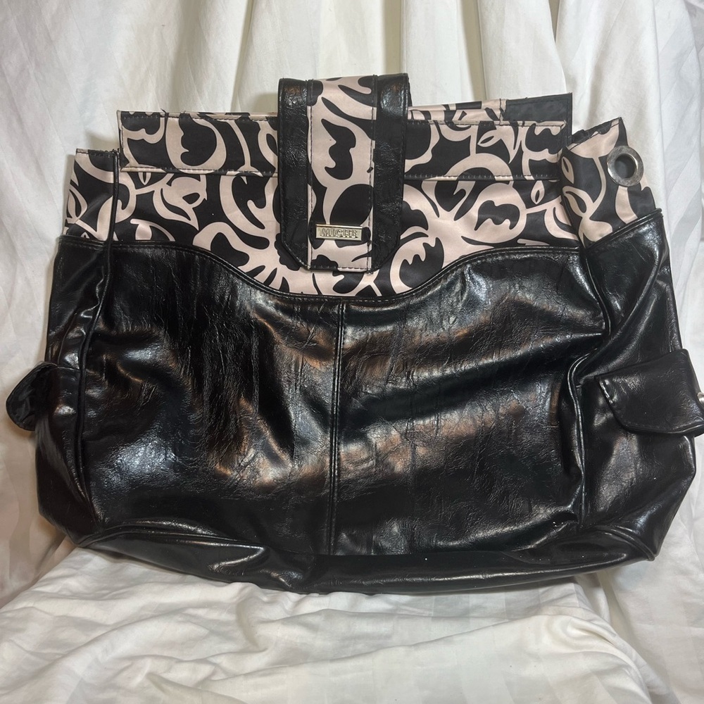 Miche Bag Vanessa Shell Black Faux Leather Damask Floral Print‎ October 2010